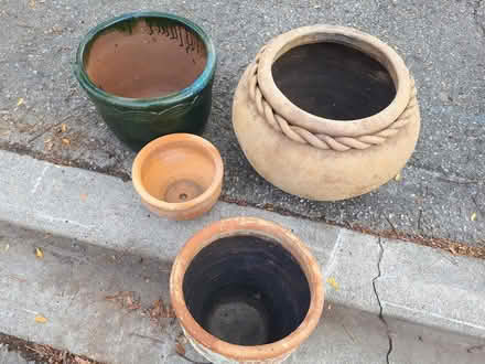 Photo of free Curb alert - garden pots (Glen Erin/Council Ring) #1