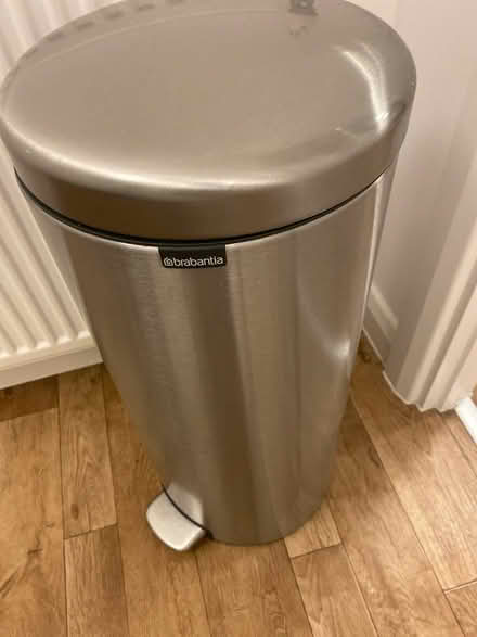 Photo of free Brabantia Pedal Kitchen Bin (Islington Green (N1)) #4