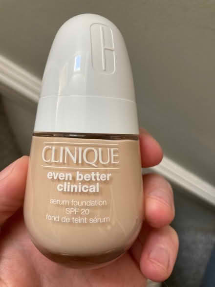 Photo of free Clinique foundation x 2 (SW19) #3