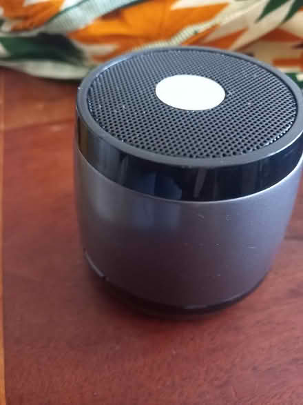 Photo of free Small speaker portable (SE19) #4