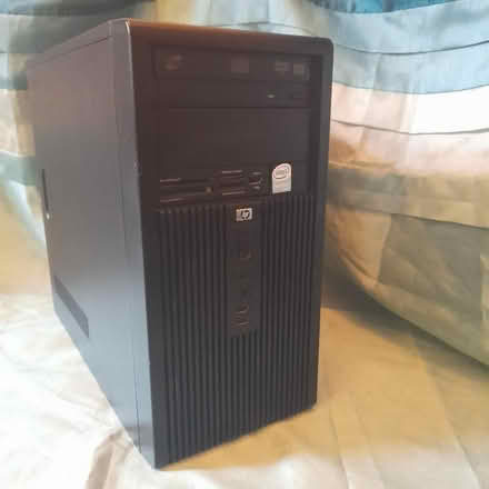 Photo of free Win 10 PC (City of Bristol BS4) #4