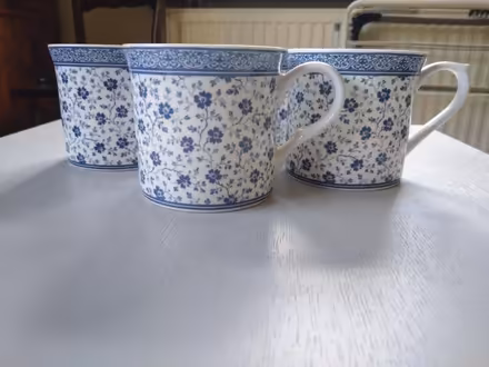 Photo of free China mugs (Moston CH2) #2