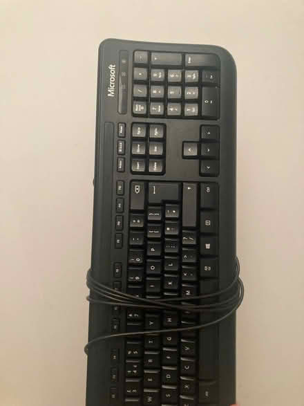 Photo of free 17” LCD monitor and keyboard (Leamington Spa Milverton CV32) #3