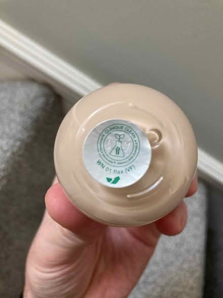 Photo of free Clinique foundation x 2 (SW19) #4