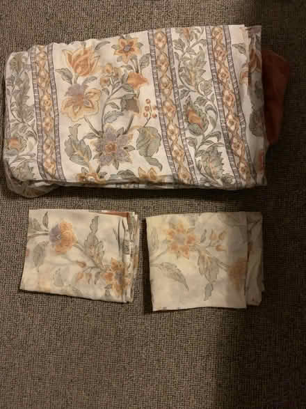 Photo of free King size duvet (Ipswich IP4) #1