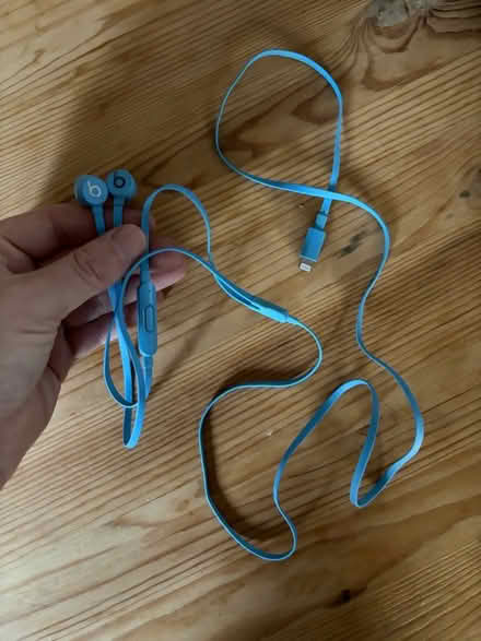 Photo of free Beats headphones for iphone (Brookland) #1
