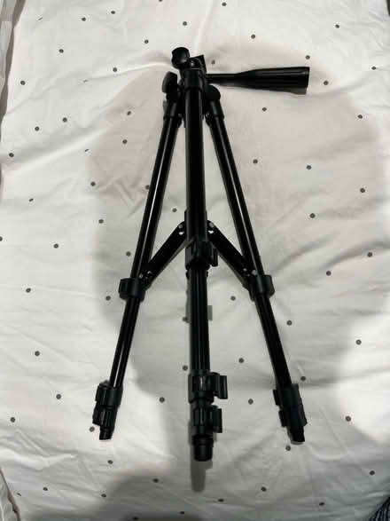 Photo of free Camera/phonw Tripod (Highbury Barn N5) #2