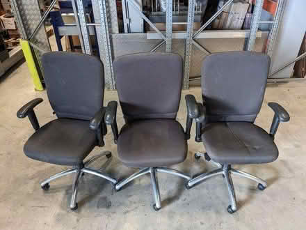 Photo of free 3 office chairs (only one left!) (TR9) #1