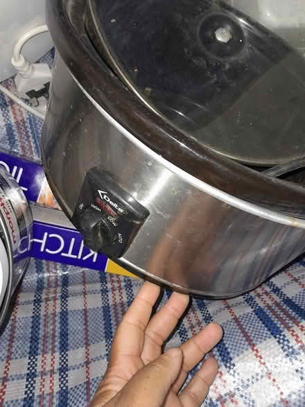 Photo of free Slow cooker (Cheltenham) #2