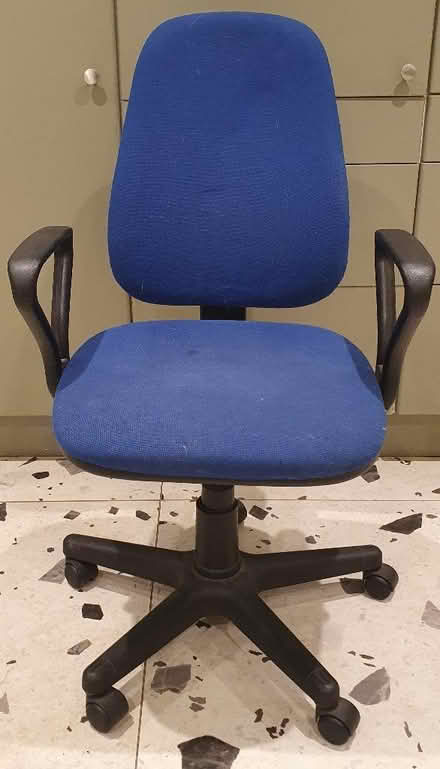 Photo of free Office chair (Sevenoaks TN13) #1