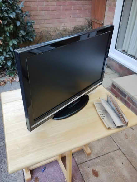 Photo of free Small colour TV (Bricket Wood AL2) #1