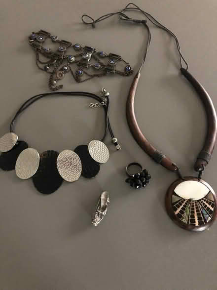 Photo of free Fun jewelry (Britannia & Creditview) #1