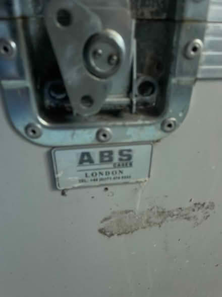 Photo of free ABS Metal Flight Case - Ext - H 49cm, W 41cm, D 20cm - Used (IP3) #1