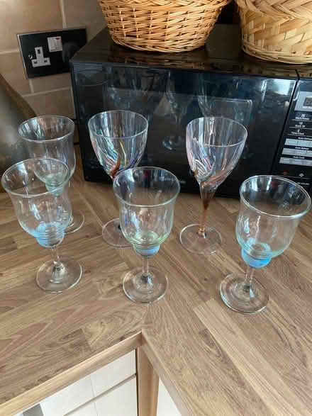 Photo of free 6 wine glasses (BN43) #1