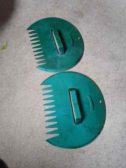 Photo of free Leaf grabbers (Upper Hill HR6) #1