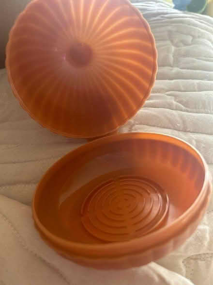 Photo of free Onion Storage Pot (OX7 Chipping Norton) #1