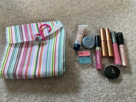 Photo of free Make up (Southfields SW18) #1