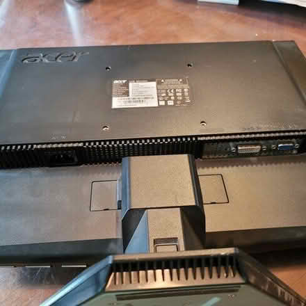 Photo of free acer monitor #1