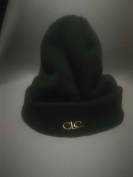 Photo of free Hat (WR14 Malvern Link) #1