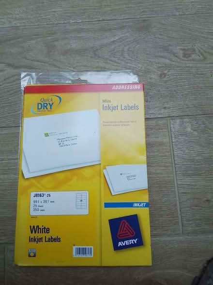 Photo of free White Inkjet labels (Long Ditton KT6) #1