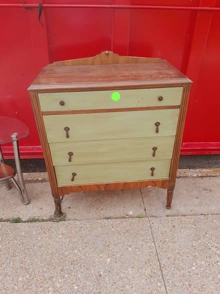 Photo of free Furniture (1531 Pine Saint louis) #2