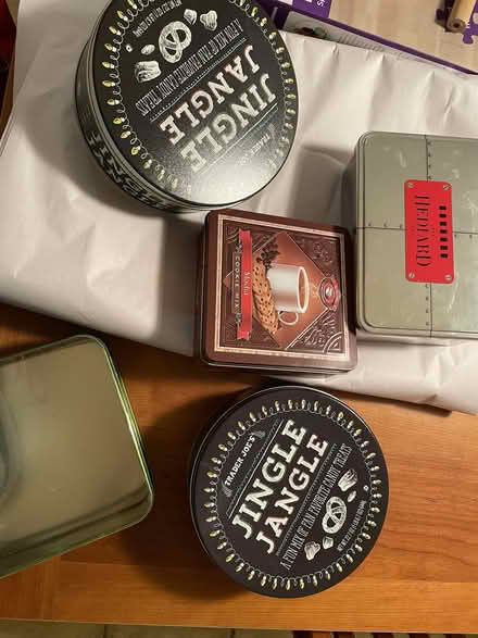 Photo of free cookie tins (Pleasantville) #1