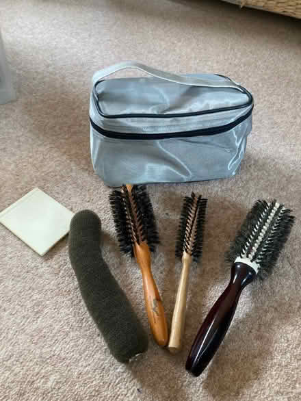 Photo of free Hair bundle (Southfields SW18) #1