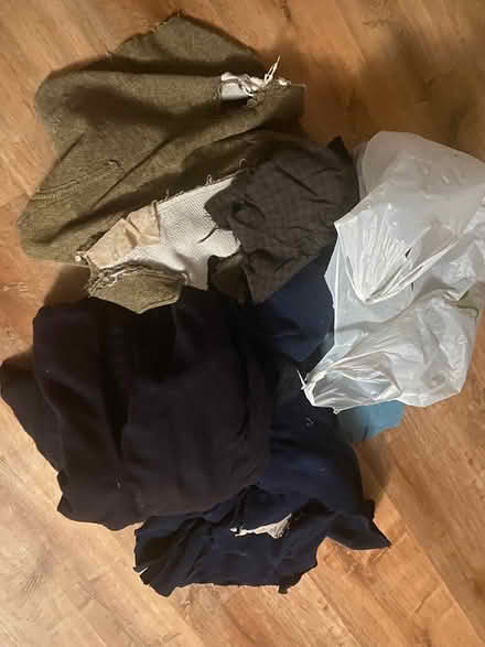 Photo of free Bag of wool scraps (San Antonio/Wyoming) #1