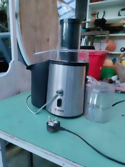 Photo of free VIVO 2-speed Electric Juicer (Brightwell Baldwin OX49) #2
