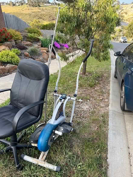 Photo of free Office chair, lamp, stepper (Wedmore Cres) #2