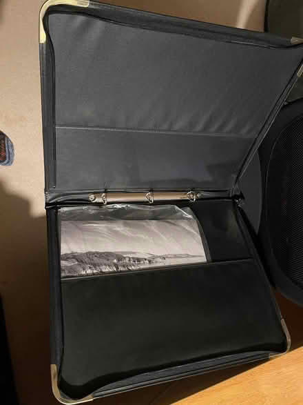 Photo of free Zip up folder for A3 documents or art (Starkholmes DE4) #2