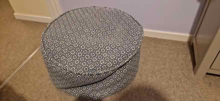 Photo of free Grey fabric pouffe (Belvidere SY2) #1