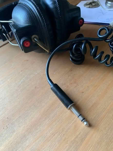 Photo of OldSchool headphone to modern headphone adapter (Ware SG12) #1