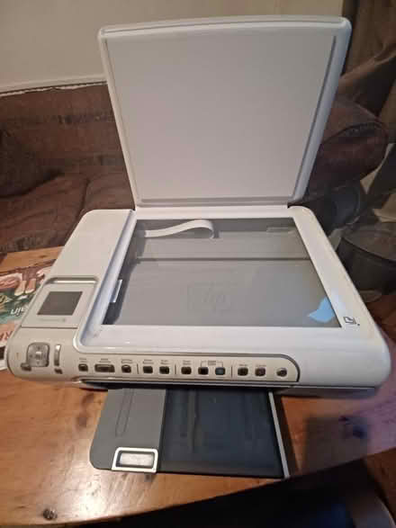Photo of free HP Photosmart scanner/printer (Canton CF11) #1