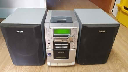 Photo of free Philips Mini HiFi unit (CD/Radio/Tape/AUX) (Marishes YO17) #1