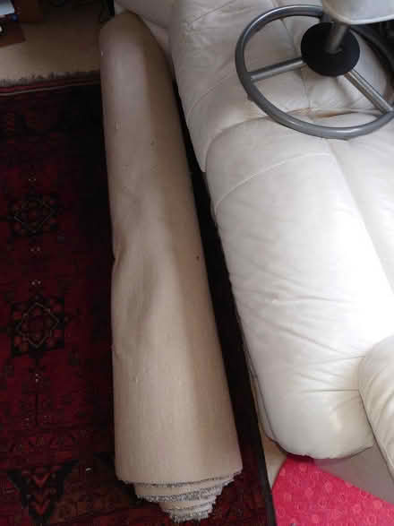 Photo of free Spare piece of new grey carpet (South Stifford RM20) #1