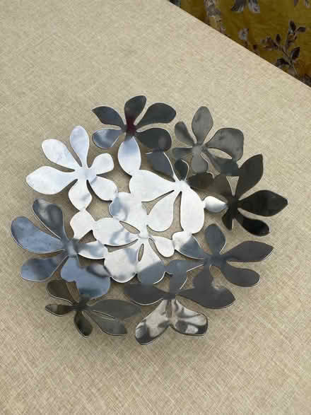 Photo of free Silver coloured metal bowl. (Wokingham RG40) #1
