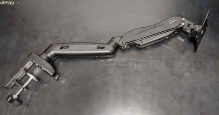 Photo of free Invision MX150 monitor arm (Slinfold RH13) #1