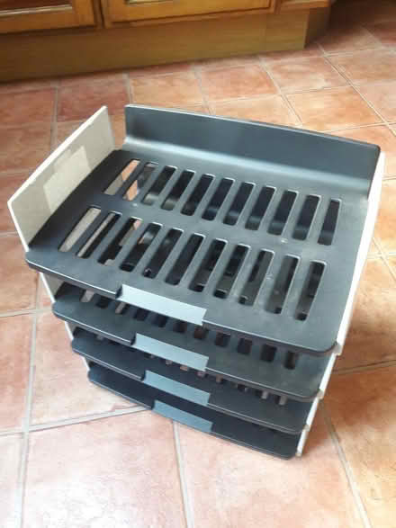 Photo of free Small plastic shelving unit (Cheadle Hulme SK8) #1