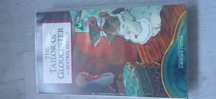 Photo of free Children's VHS Video The Tailor of Gloucester, Beatrix Potter (Basildon SS14) #2