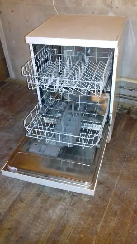 Photo of free Bosch Exxcel Full Size Dishwasher (Tankerton CT5) (CT5) #2