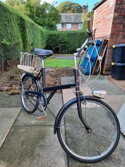 Photo of free Raleigh shopper (Bebington CH63) #1