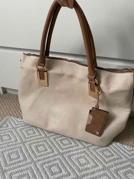 Photo of free Ladies Dune Bag (Tunbridge Wells S. TN2) #1