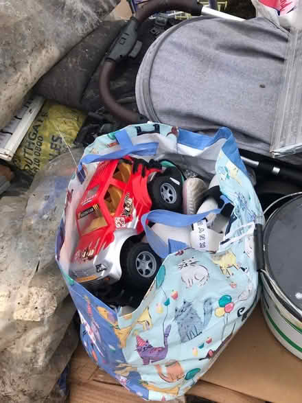 Photo of free Kids toys, cleaning products & more (West Finchley, N12) #3