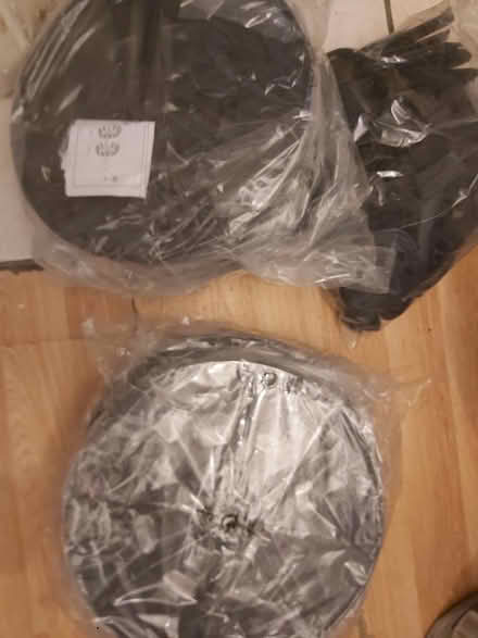 Photo of free Shoes rack standing shoes tree disc (Croydon) #1
