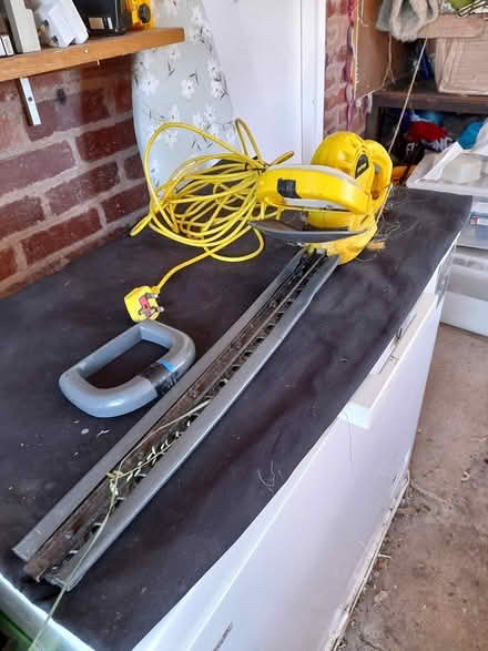 Photo of free Hedgetrimmer (Yockleton SY5) #1