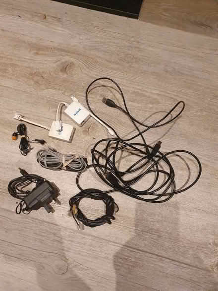 Photo of free assortment of chargers and computer leads (Great Baddow CM2) #3