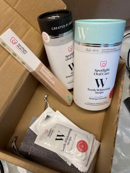 Photo of free Spotlight oral care teeth whitening set (Chartridge HP5) #1