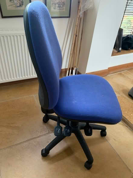 Photo of free Blue fabric office chair (Henley-On-Thames RG9) #2