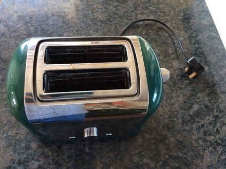 Photo of free Morph Richards toaster (Beer) #3